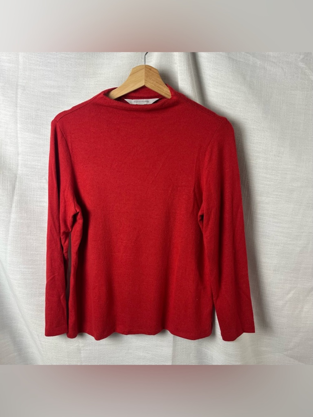 Madison Grey Coral Red Mock Neck Long Sleeve Top Women’s S